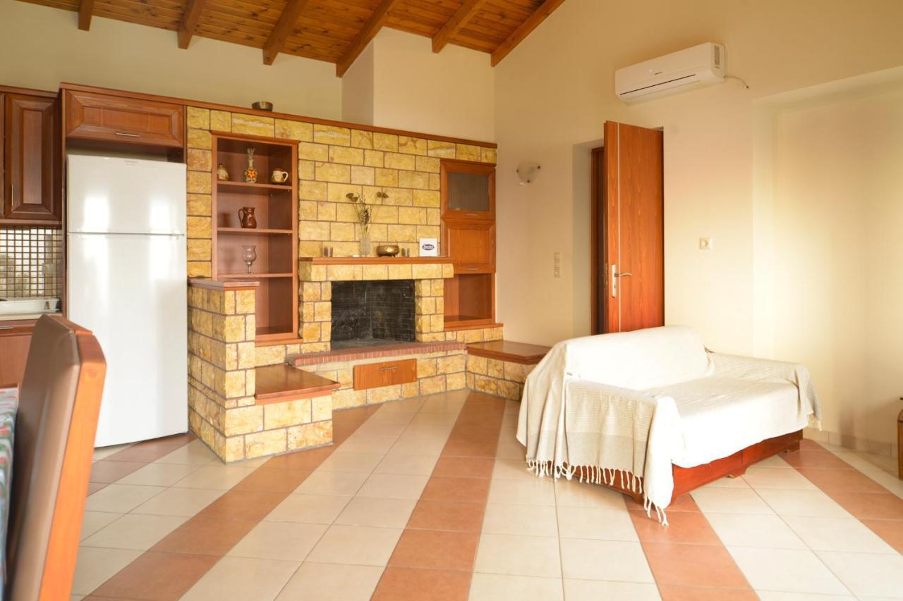 Papadeas Villas Megali Mantineia Exterior foto