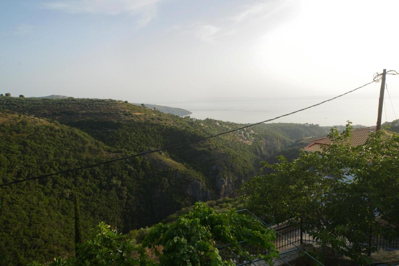 Papadeas Villas Megali Mantineia Exterior foto